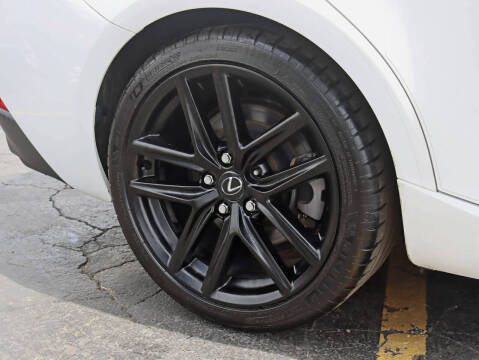 2017 Lexus IS 300
