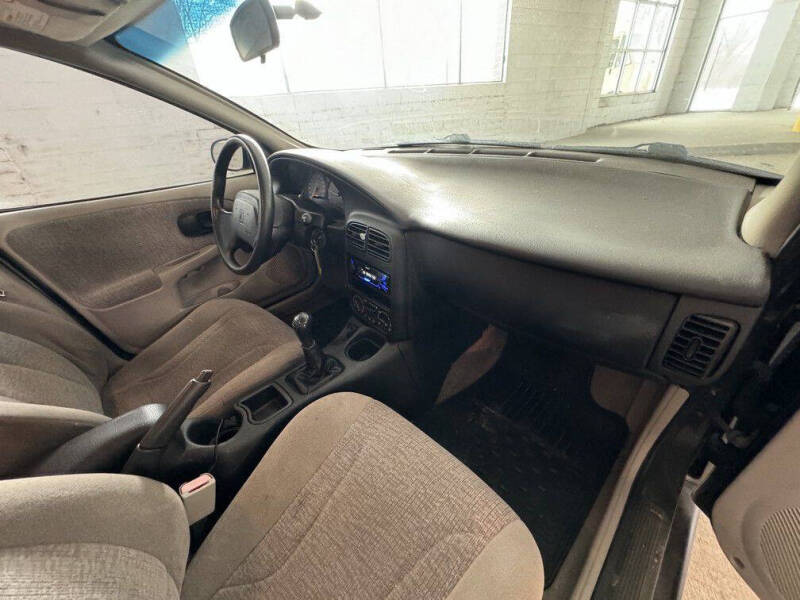 2000 Saturn S-Series SL2