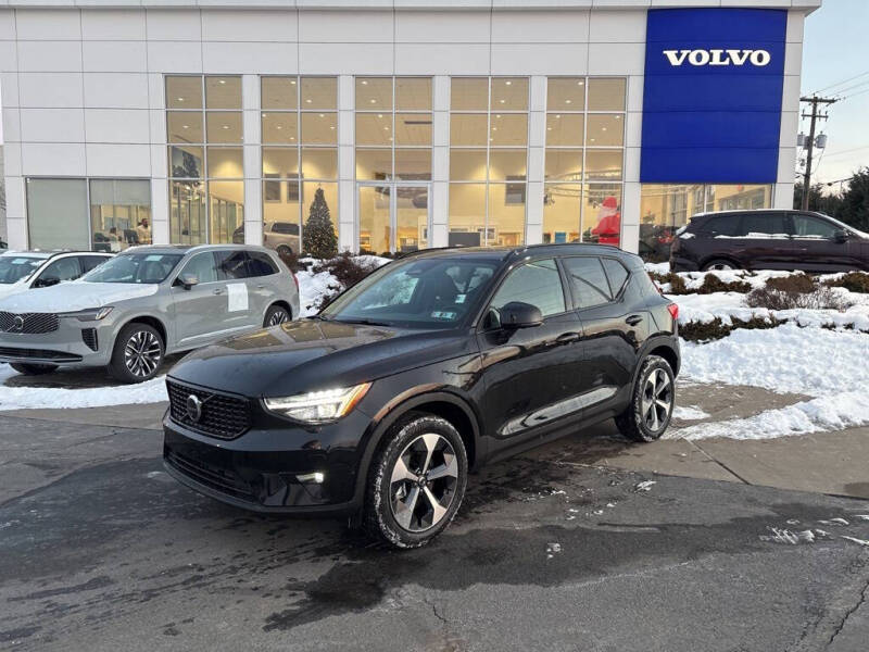 2026 Volvo XC40 B5 Plus