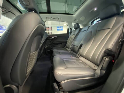 2024 Audi Q7 quattro Premium Plus 45 TFSI