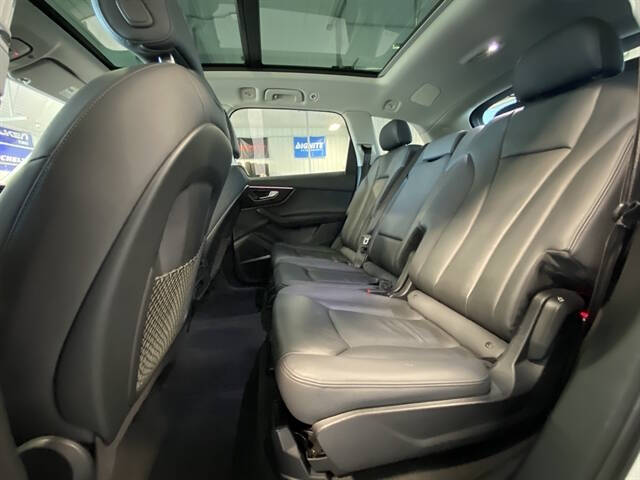 2024 Audi Q7 quattro Premium Plus 45 TFSI