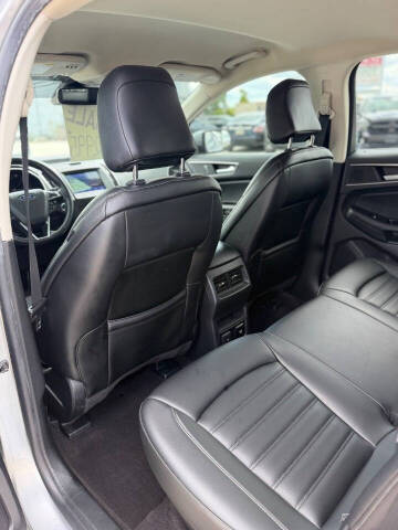 2020 Ford Edge SEL