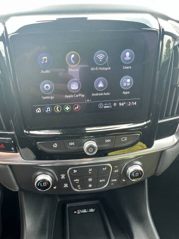 2022 Chevrolet Traverse LT Cloth