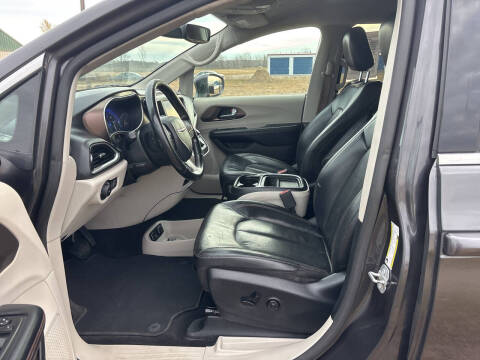 2019 Chrysler Pacifica Touring L