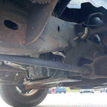 2005 Chevrolet Avalanche 1500 LS