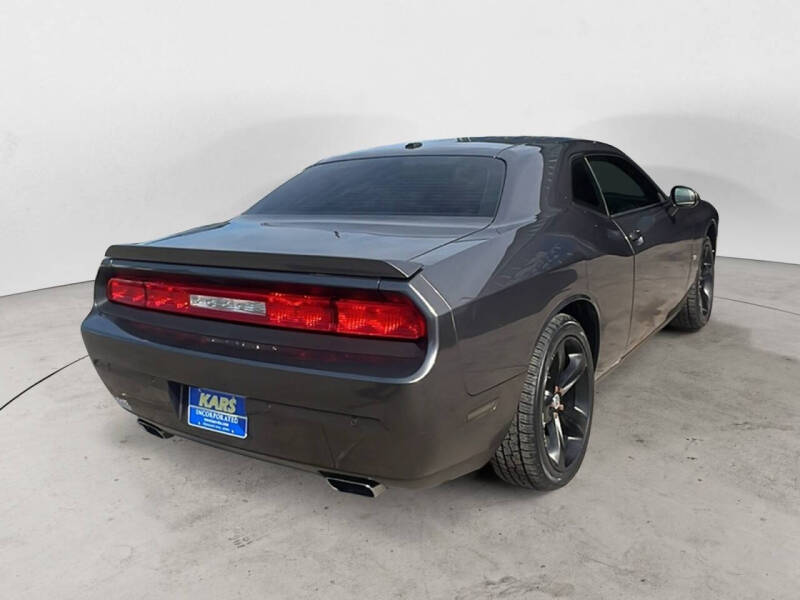2014 Dodge Challenger SXT