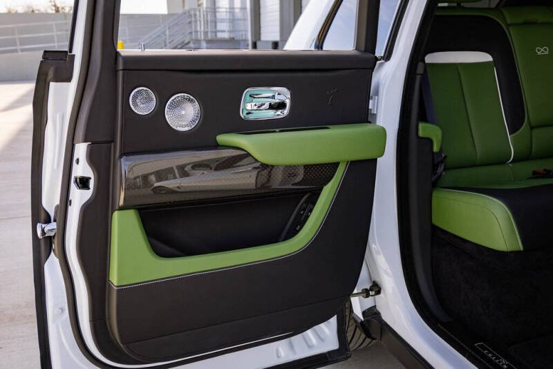 2023 Rolls-Royce Black Badge Cullinan