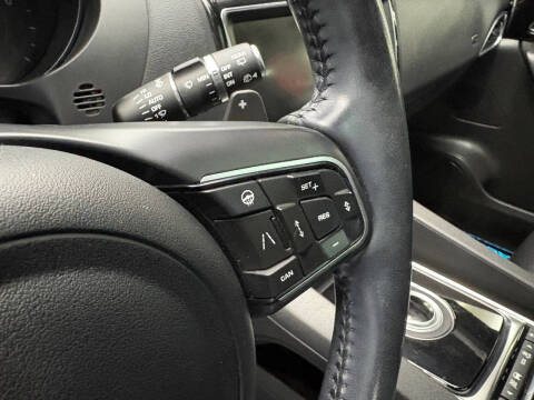 2020 Jaguar F-PACE 25t Premium