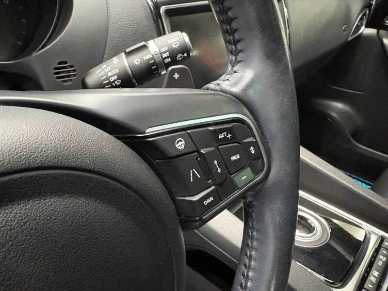 2020 Jaguar F-PACE 25t Premium