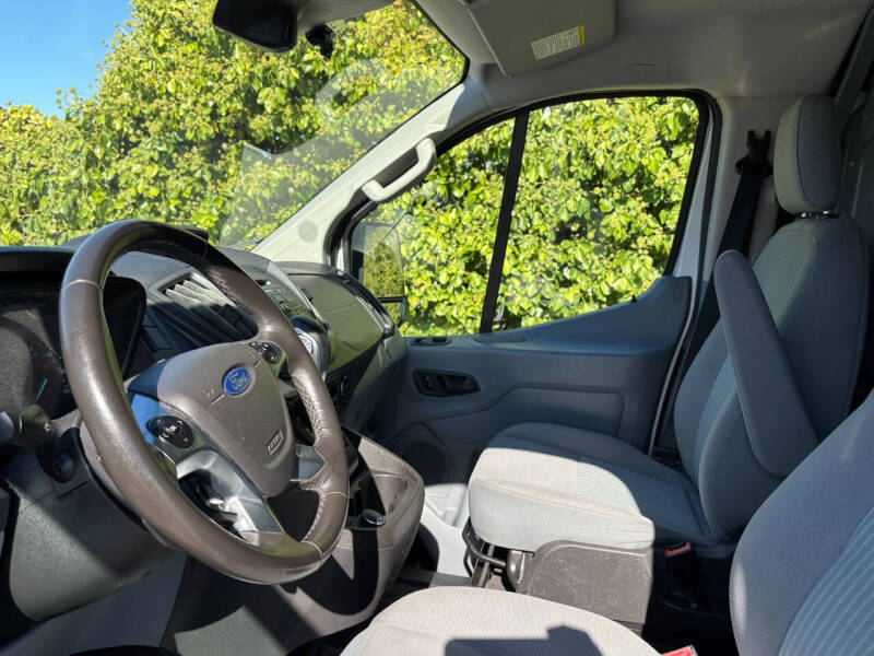 2017 Ford Transit 150