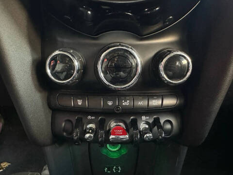 2015 MINI Hardtop 4 Door Cooper