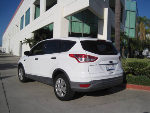 2016 Ford Escape S