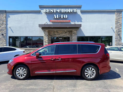 2018 Chrysler Pacifica Touring L Photo