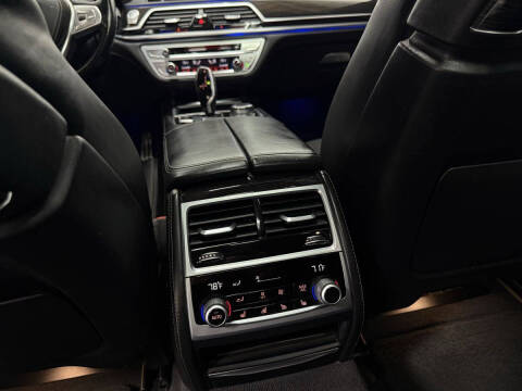 2018 BMW 7 Series 750i