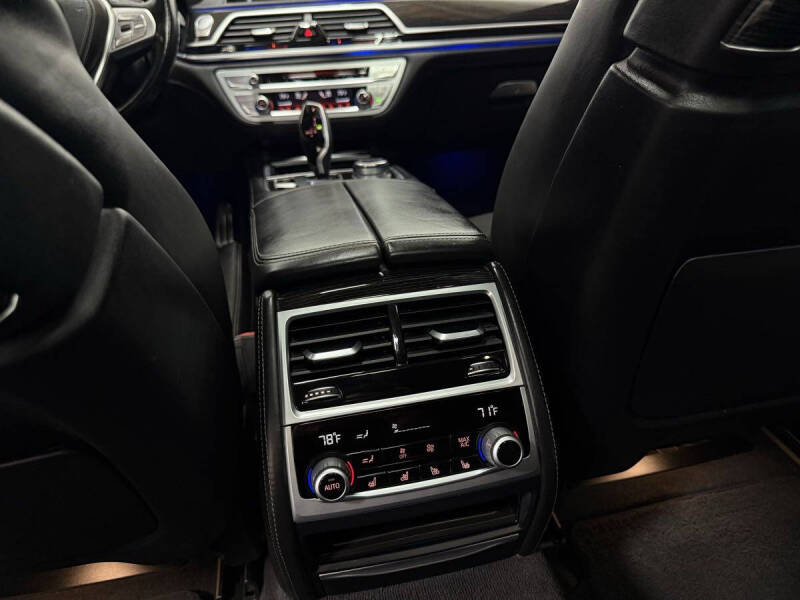 2018 BMW 7 Series 750i