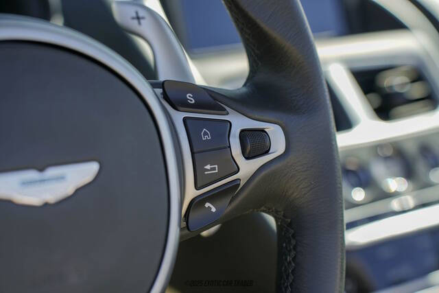 2020 Aston Martin DB11 Volante