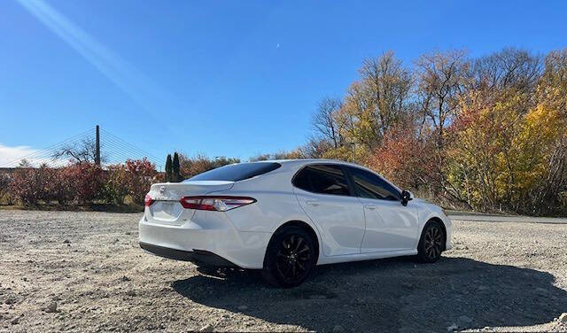 2019 Toyota Camry LE