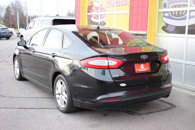2013 Ford Fusion SE