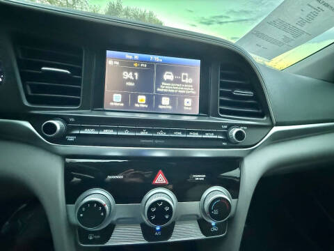 2019 Hyundai Elantra