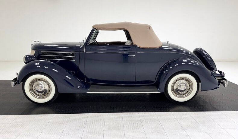 1936 Ford Crown Victoria