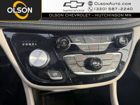 2023 Chrysler Pacifica Plug-In Hybrid Limited