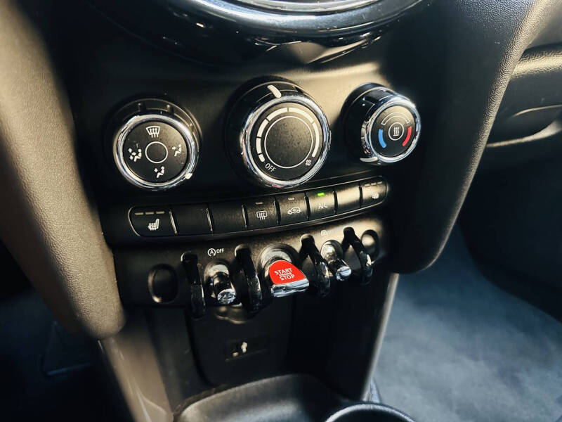 2022 MINI Hardtop 4 Door Cooper