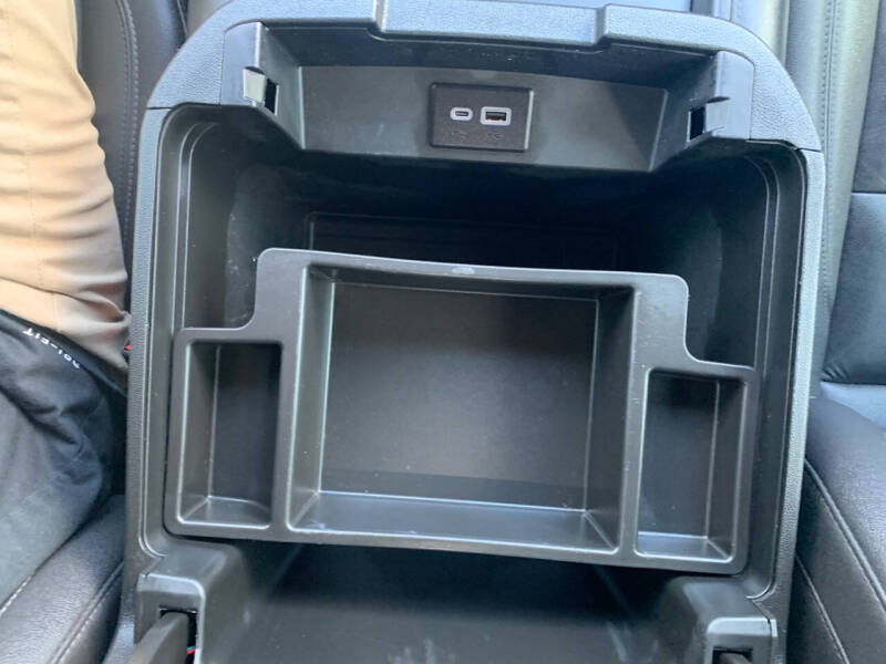 2022 Chevrolet Suburban Z71