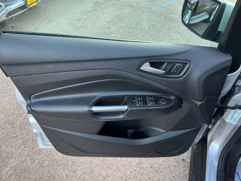 2017 Ford C-MAX Energi SE