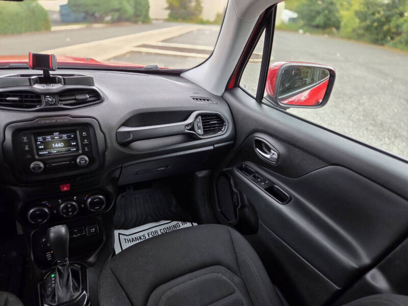 2017 Jeep Renegade Altitude