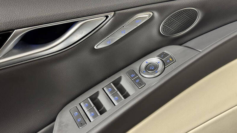 2021 Genesis G80