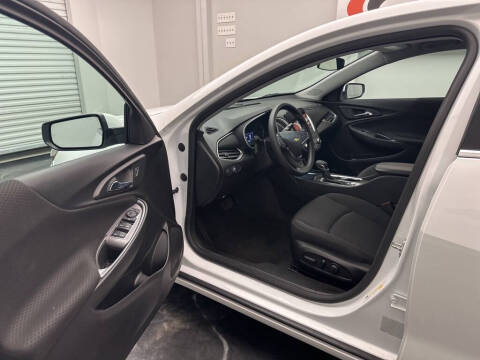 2024 Chevrolet Malibu LT