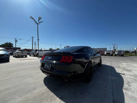 2018 Ford Mustang EcoBoost