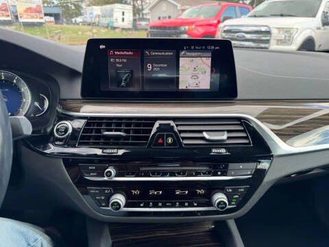 2019 BMW 5 Series 530i