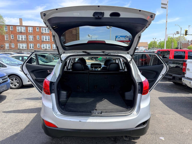 2015 Hyundai Tucson SE