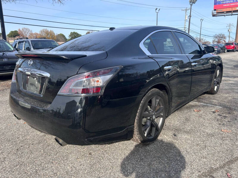 2013 Nissan Maxima SV photo 8