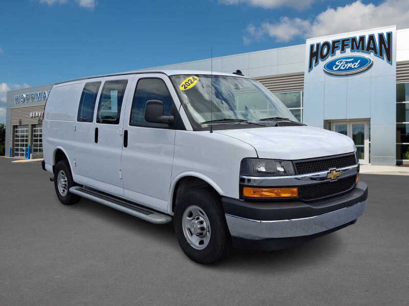 2024 Chevrolet Express 2500