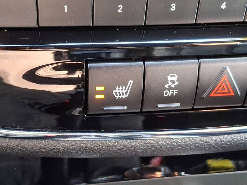 2014 Chrysler 200 Limited