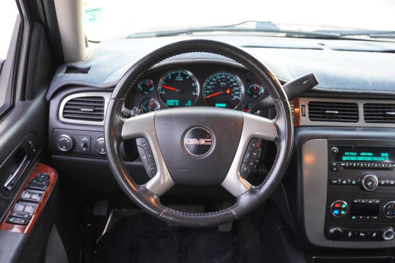 2013 GMC Yukon XL SLT