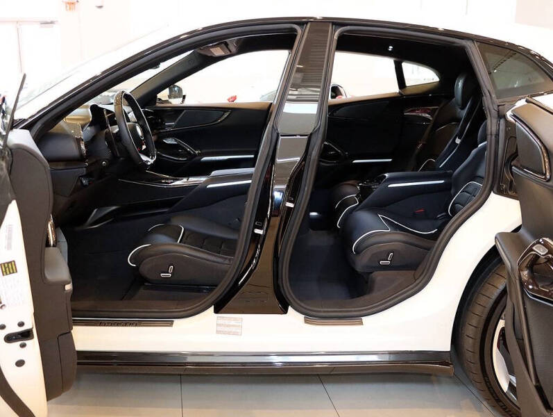 2024 Ferrari Purosangue