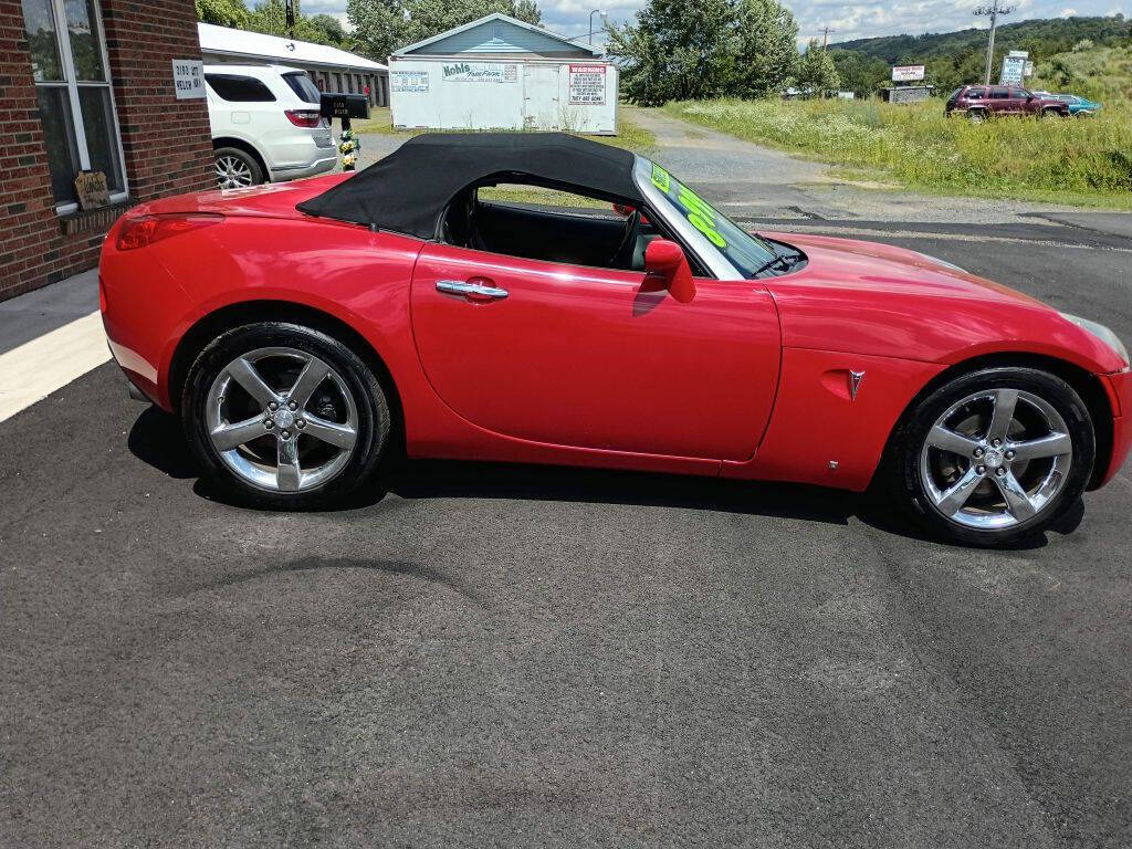 Red 2007 Pontiac Solstice Base Convertible 2dr Convertible 17