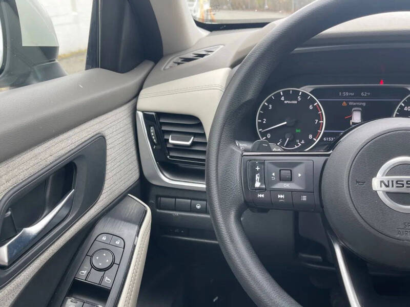 2021 Nissan Rogue SV