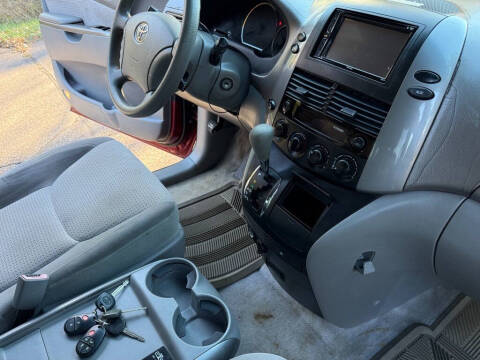 2008 Toyota Sienna LE 7-Passenger