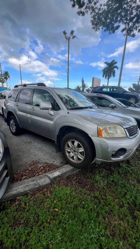 2011 Mitsubishi Endeavor LS