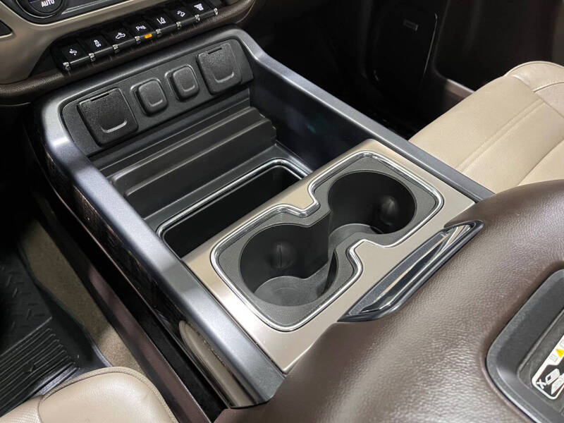 2016 GMC Sierra 2500HD Denali