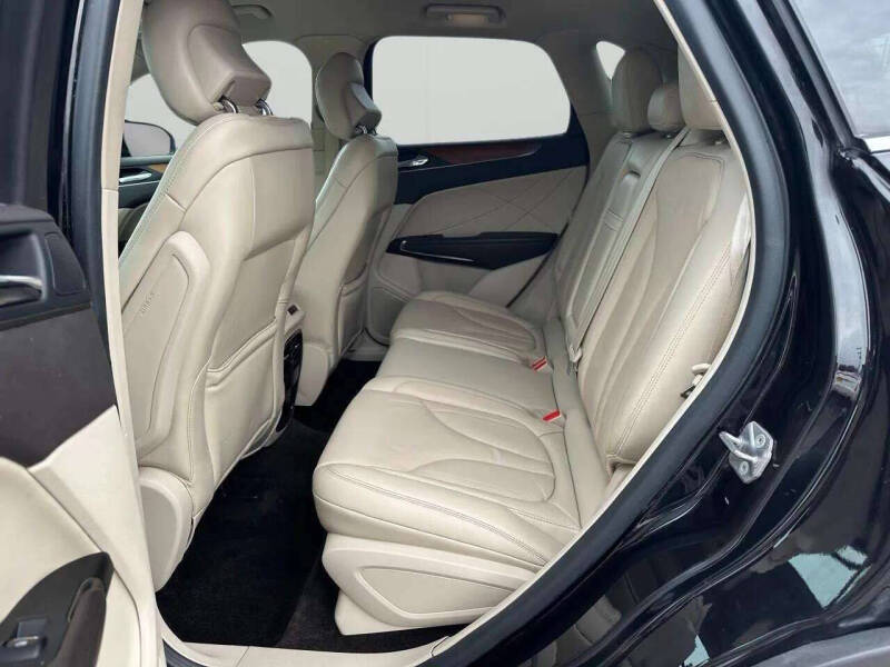 2019 Lincoln MKC Select