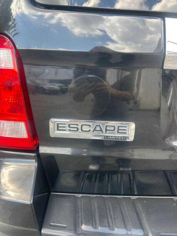 2011 Ford Escape Limited