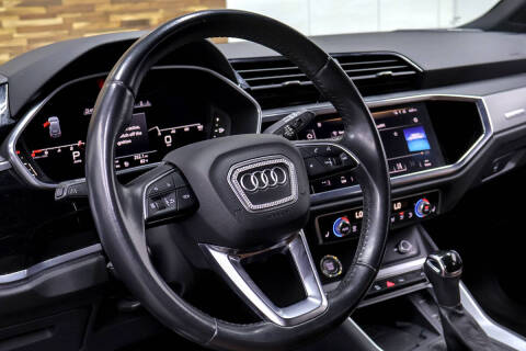 2020 Audi Q3 quattro Premium Plus 45 TFSI