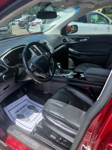 2017 Ford Edge Titanium
