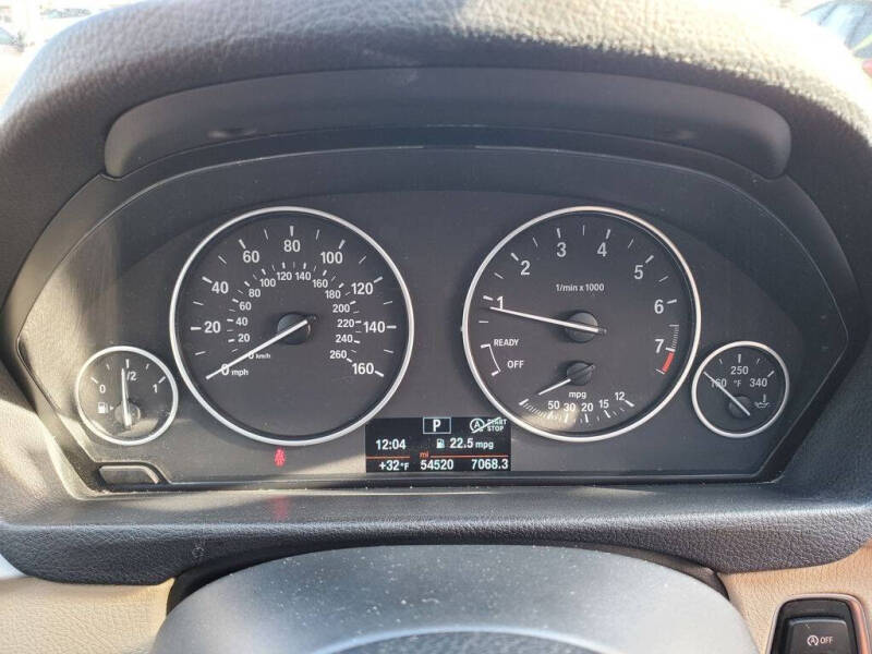 2016 BMW 3 Series 320i