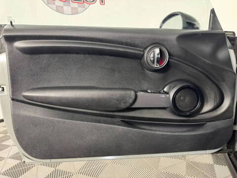 2016 MINI Hardtop 2 Door Cooper